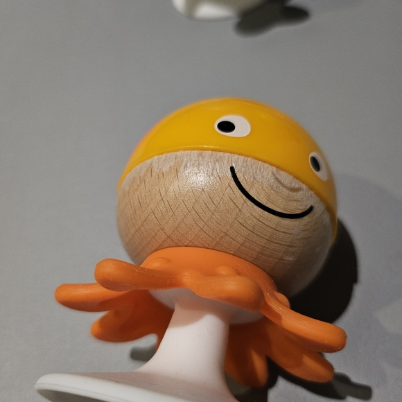 Colorful Sea Creature Toy Set - Picture 5 of 8